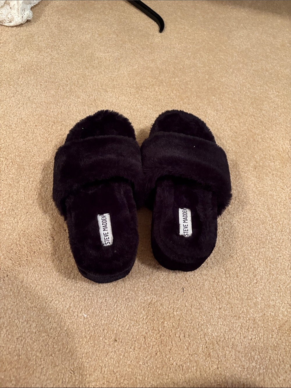Steve Madden Black Faux Fur Slide Sandals